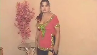 Mature sexy tawaif dancing in her bedroom